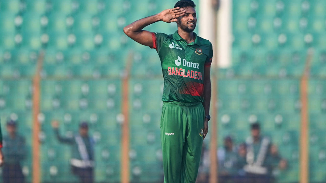 Ebadot Hossain has picked up 17 wickets in his first seven ODIs&nbsp;&nbsp;&bull;&nbsp;&nbsp;AFP/Getty Images