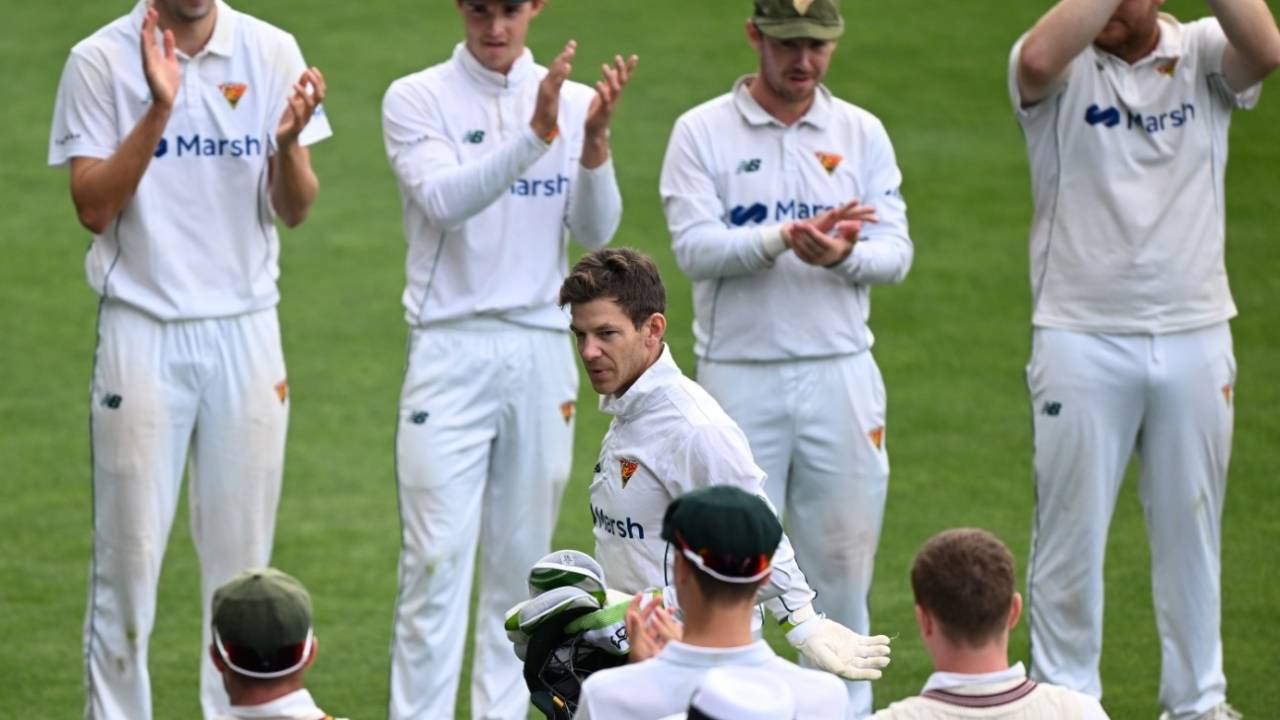 Tim Paine gets a guard of honour as he retires from first-class cricket, Tasmania vs Queensland, Sheffield Shield, Hobart, March 17, 2023