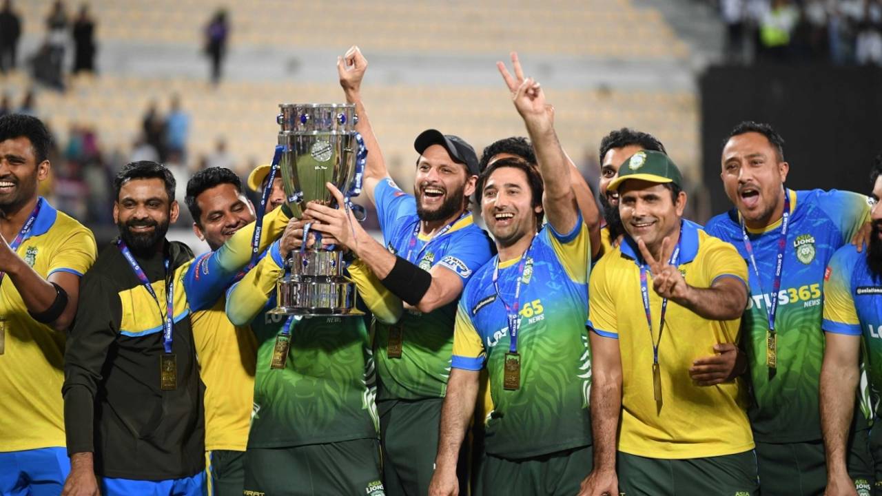 Asia Lions' captain Shahid Afridi lifts the Legends League Cricket trophy, World Giants vs Asia Lions, Legends League Cricket, Final, March 20, 2023