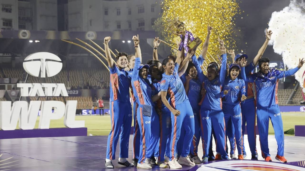 The inaugural WPL trophy went to Mumbai Indians, Delhi Capitals vs Mumbai Indians, final, Brabourne, Women's Premier League, March 26, 2023