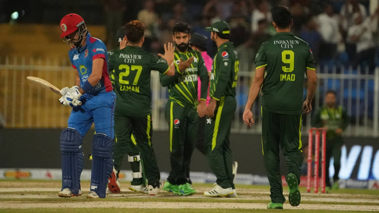 Shadab Khan made important breakthroughs with the ball, Afghanistan vs Pakistan, 3rd T20I, Sharjah, March 27, 2023