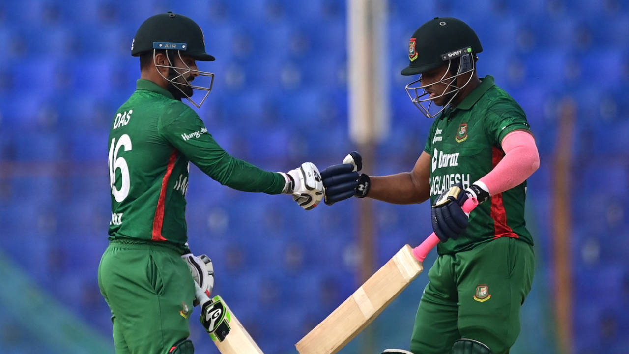 Litton Das and Rony Talukdar put together 124 for the first wicket&nbsp;&nbsp;&bull;&nbsp;&nbsp;AFP/Getty Images