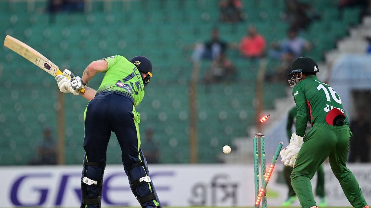 Ross Adair loses his stumps to Shakib Al Hasan, Bangladesh vs Ireland, 2nd T20I, Chattogram, March 29, 2023