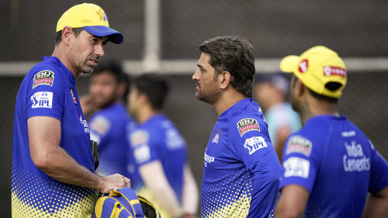 Coach Stephen Fleming and MS Dhoni talk things out before the opener, IPL 2023, Ahmedabad, March 30, 2023