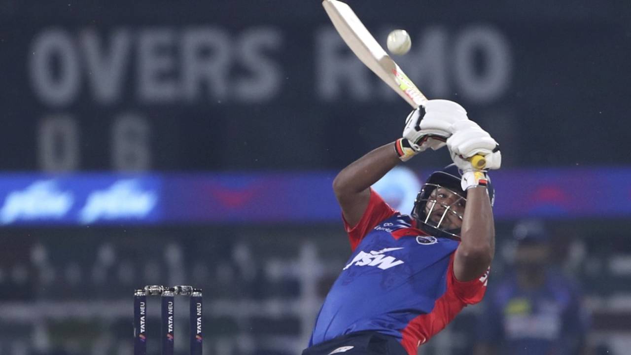 Sarfaraz Khan managed to upper-cut a short ball to fine leg, Lucknow Super Giants vs Delhi Capitals, IPL 2023, Lucknow, April 1, 2023