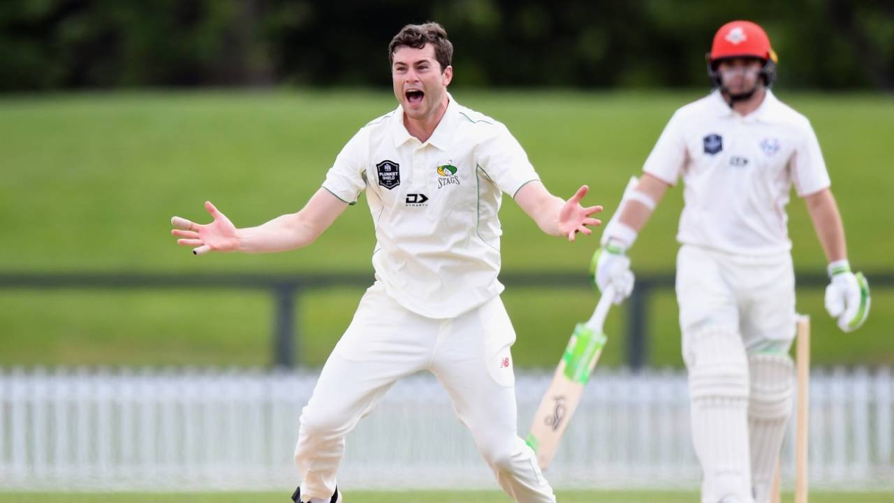 Raymond Toole appeals for a wicket, Canterbury vs Central Districts, Plunket Shield, Hagley oval, October 26, 2021