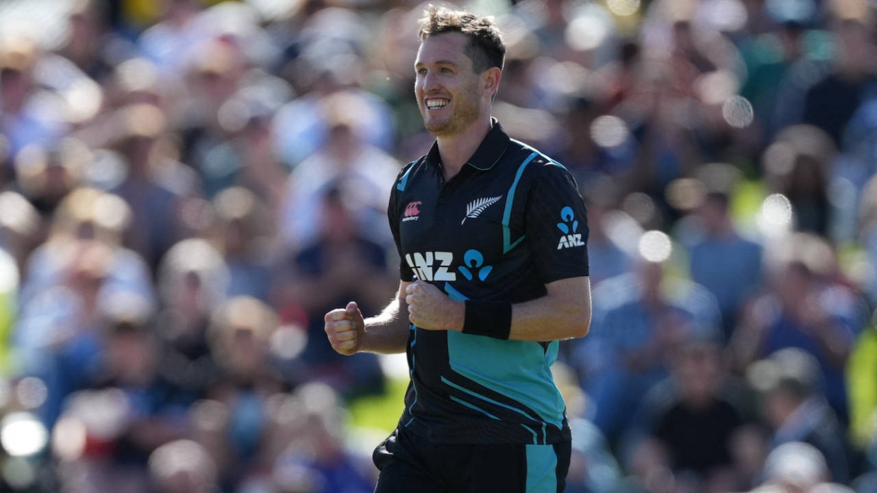 Adam Milne took his maiden T20I five-for, New Zealand vs Sri Lanka, 2nd T20I, Dunedin, April 5, 2023