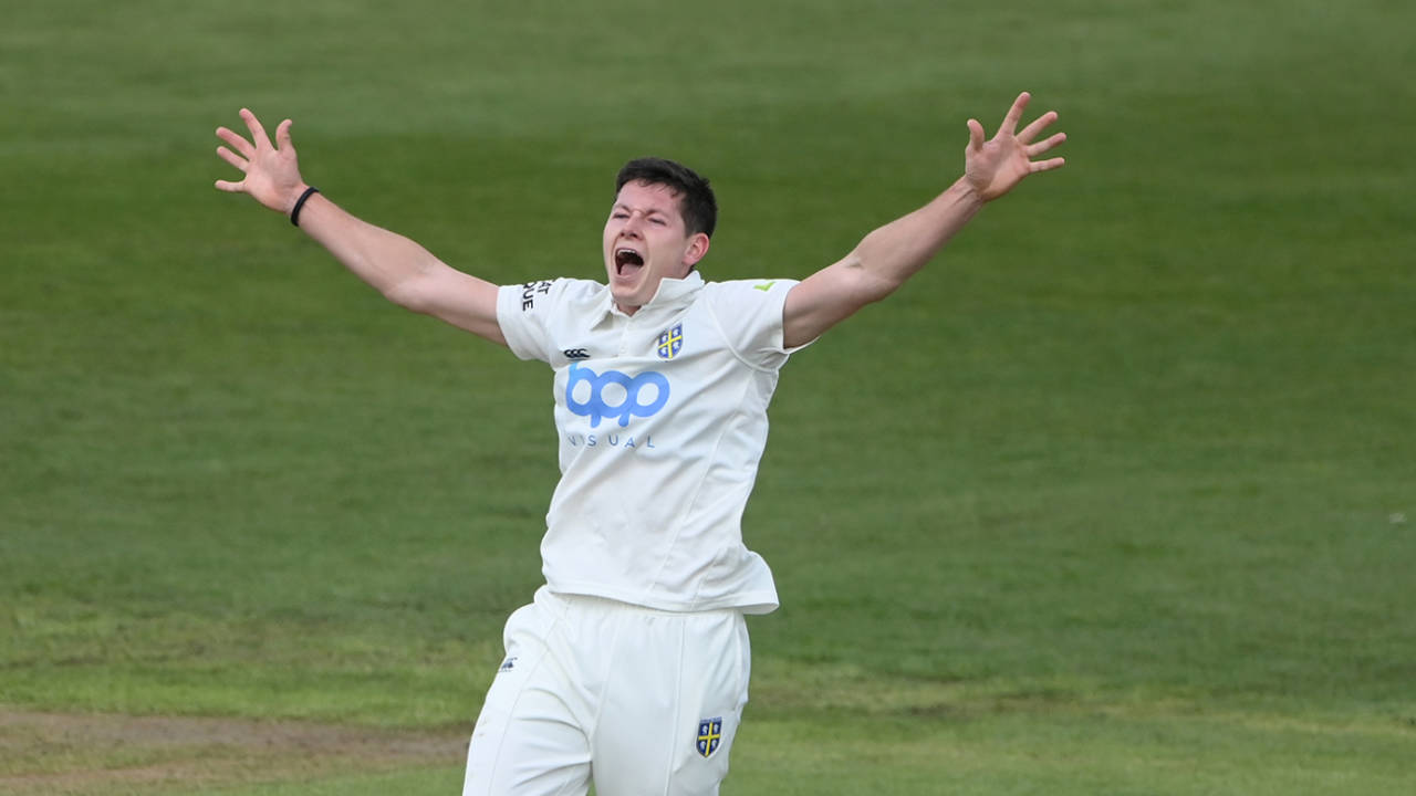 Matthew Potts appeals for a wicket, Durham vs Worcestershire, Chester-le-Street, County Championship, Apri 14, 2023