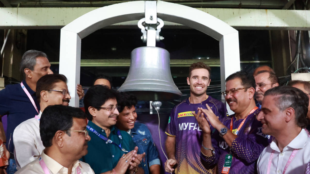 Tim Southee rings the bell at Eden Gardens ahead of the KKR vs CSK game, Kolkata Knight Riders vs Chennai Super Kings, IPL 2023, Kolkata, April 23, 2023
