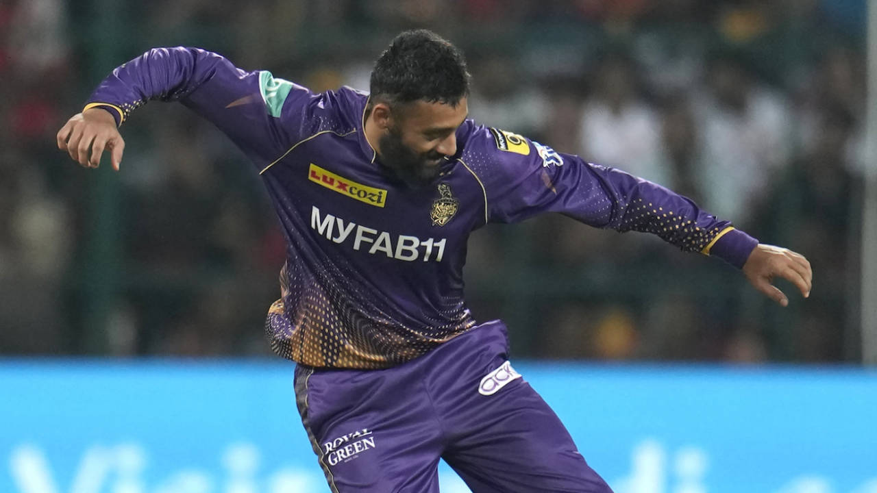 Varun Chakravarthy is pumped after getting the wicket of Glenn Maxwell, Royal Challengers Bangalore vs Kolkata Knight Riders, IPL 2023, Bengaluru, April 26, 2023