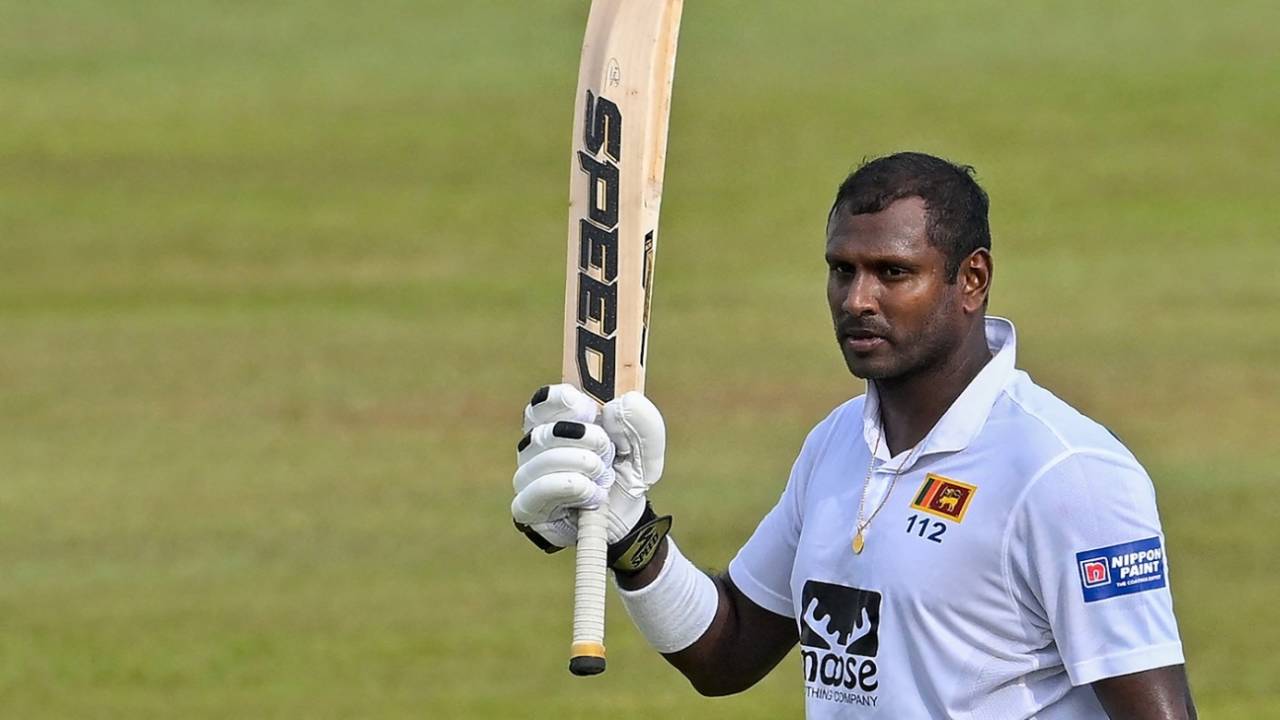 Angelo Mathews celebrates his century, Sri Lanka vs Ireland, 2nd Test, Day 4, Galle, April 27, 2023