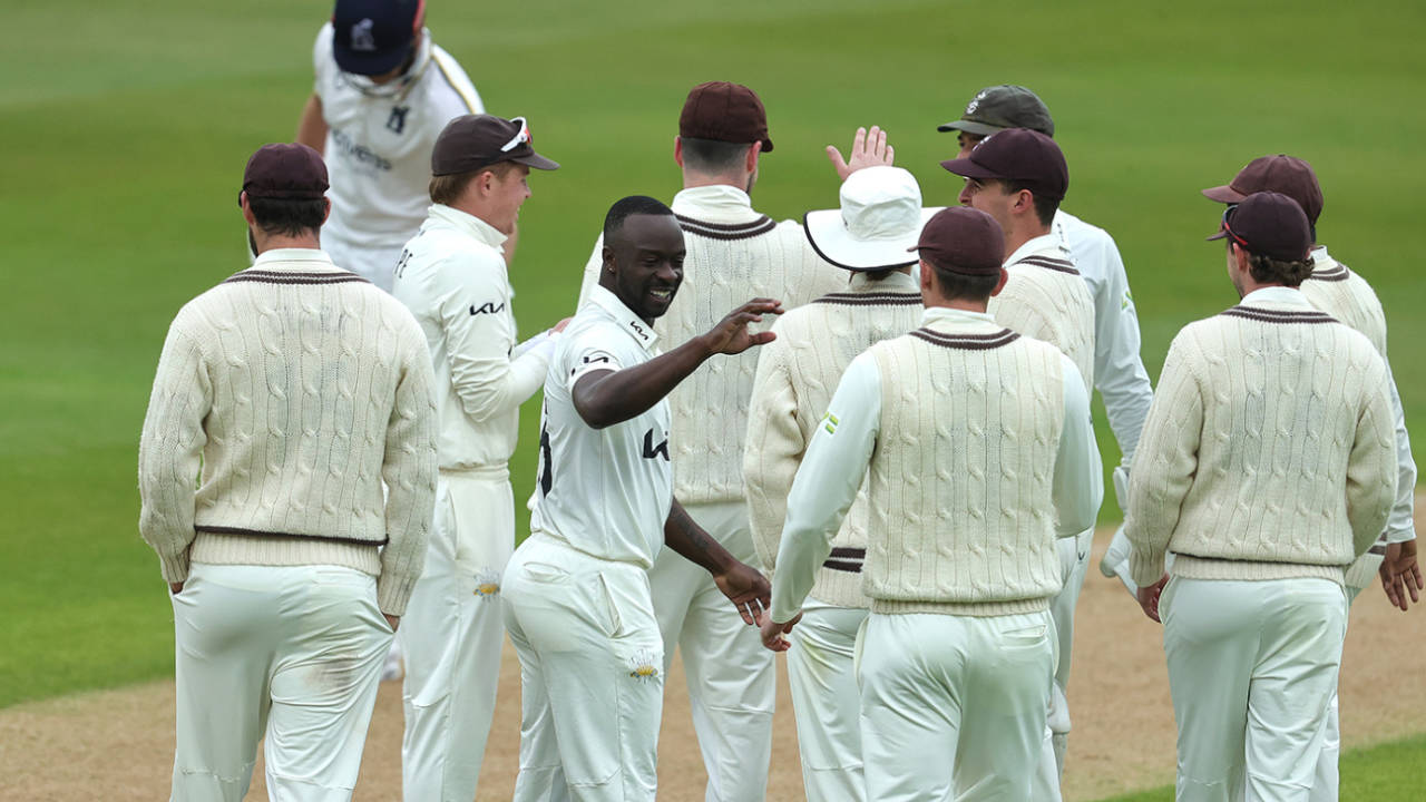 Kemar Roach was among the wickets, Warwickshire vs Surrey, County Championship, Division One, Edgbaston, April 27, 2023