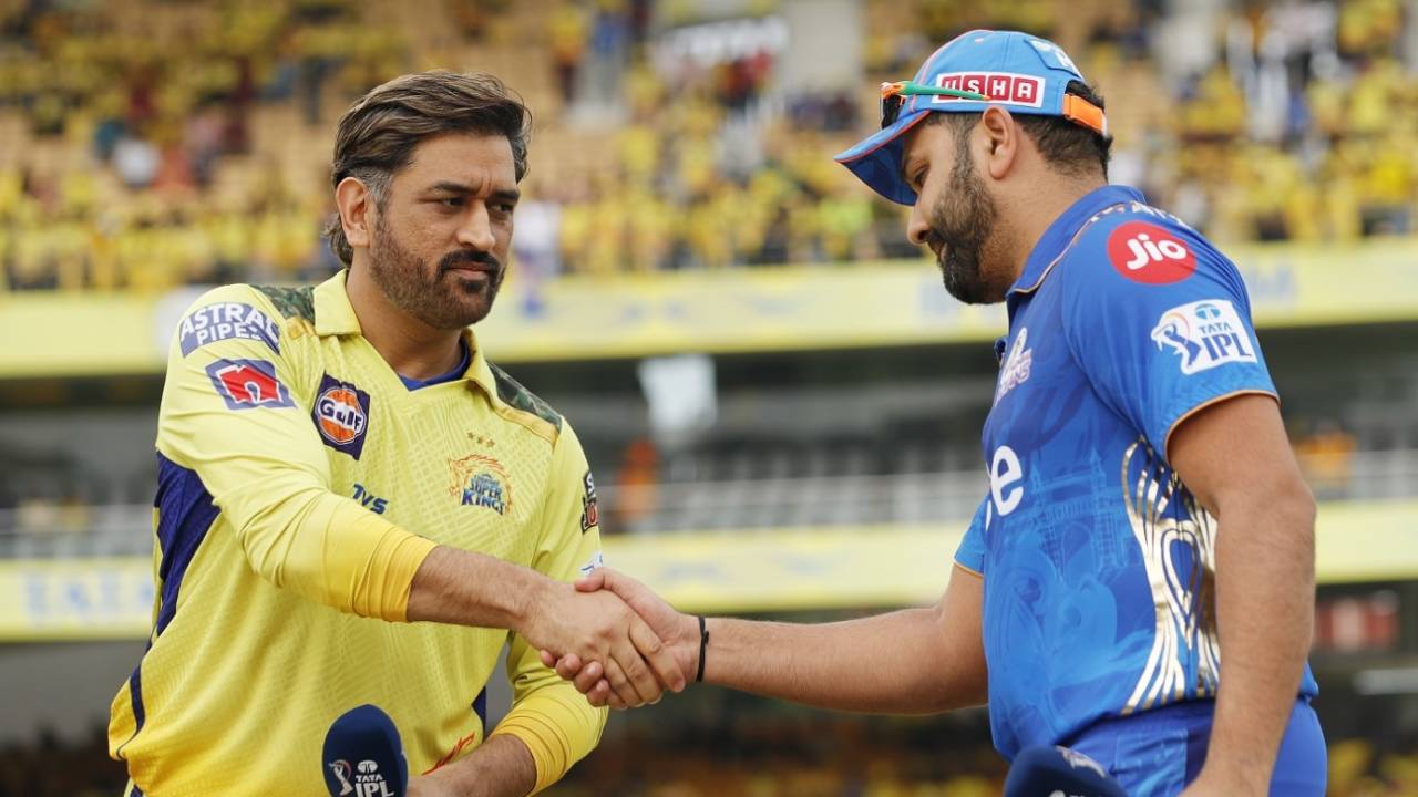 MS Dhoni and Rohit Sharma at the toss, Chennai Super Kings vs Mumbai Indians, IPL 2023, Chennai, May 6, 2023