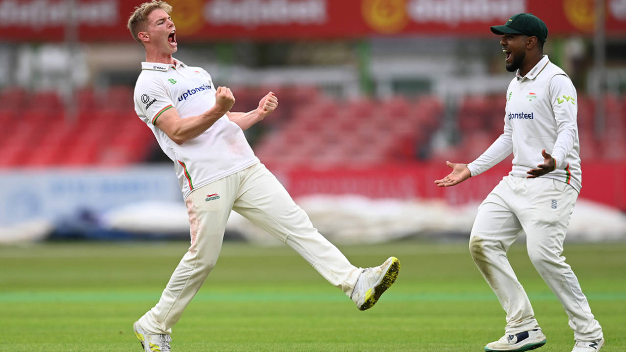 Tom Scriven's seven wickets in the match have given Leicestershire the edge&nbsp;&nbsp;&bull;&nbsp;&nbsp;Getty Images