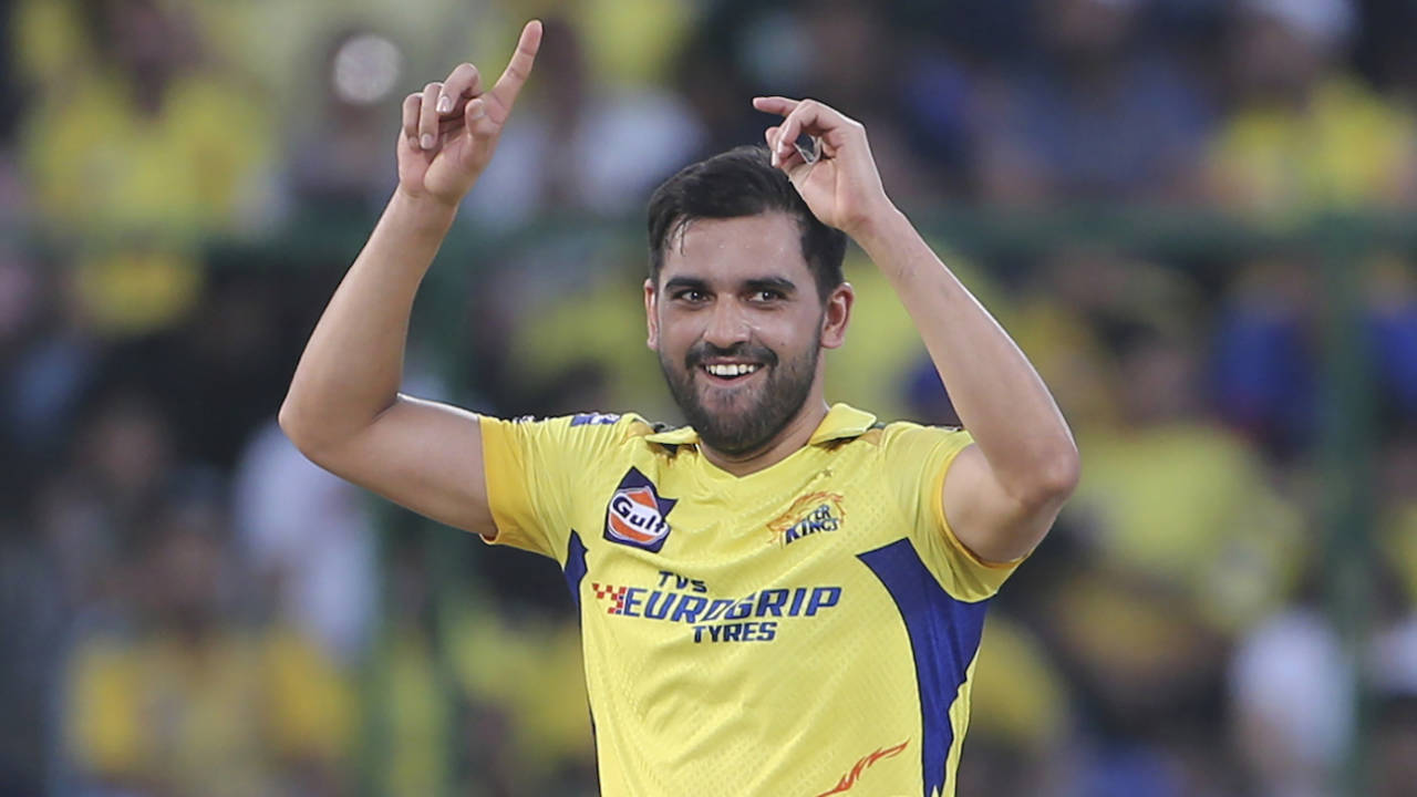 Deepak Chahar picked up his second three-for in as many matches, Delhi Capitals vs Chennai Super Kings, IPL 2023, Delhi, May 20, 2023