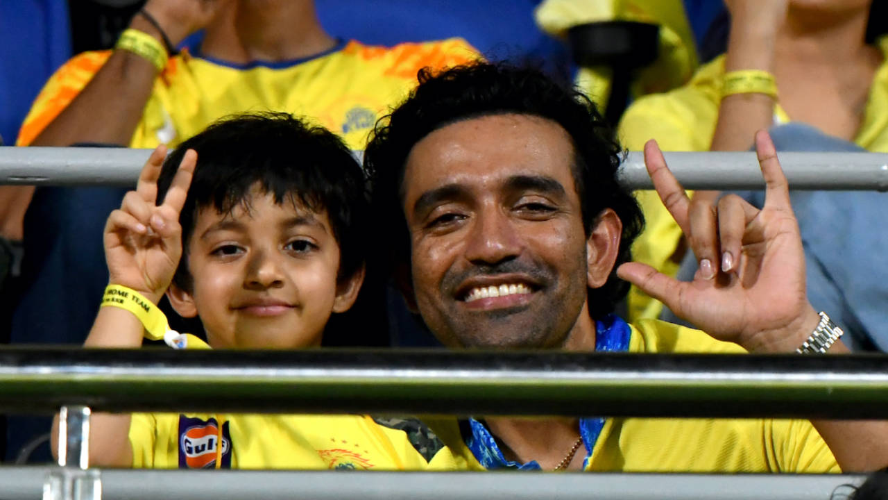 Robin Uthappa and his son Neale Nolan catch the Chennai Super Kings at home, Chennai Super Kings vs Kolkata Knight Riders, IPL 2023, Chennai, May 14, 2023