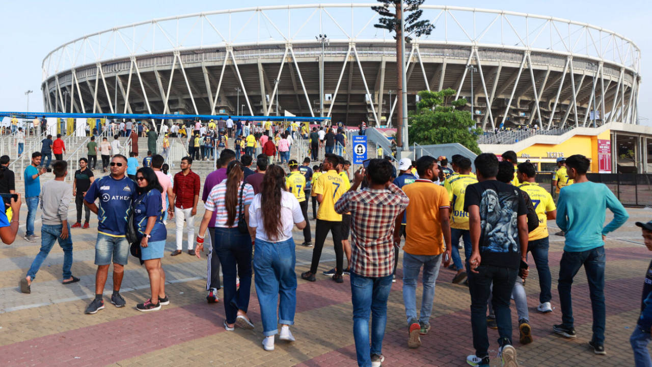 The IPL 2023 final, take two: fans arrive at Motera on the reserve day, Chennai Super Kings vs Gujarat Titans, IPL 2023 final, Ahmedabad, May 29, 2023