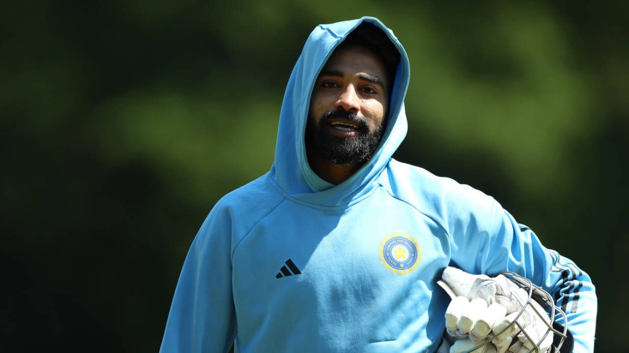 Mohammed Siraj participates in a training session, Arundel, May 30, 2023
