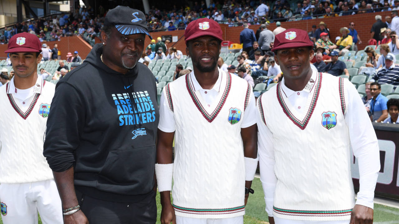 Carl Hooper with Marquino Mindley and Devon Thomas after handing out their West Indies Test caps, Australia vs West Indies, 2nd Test, Adelaide, 1st day, Decemebr 8, 2022
