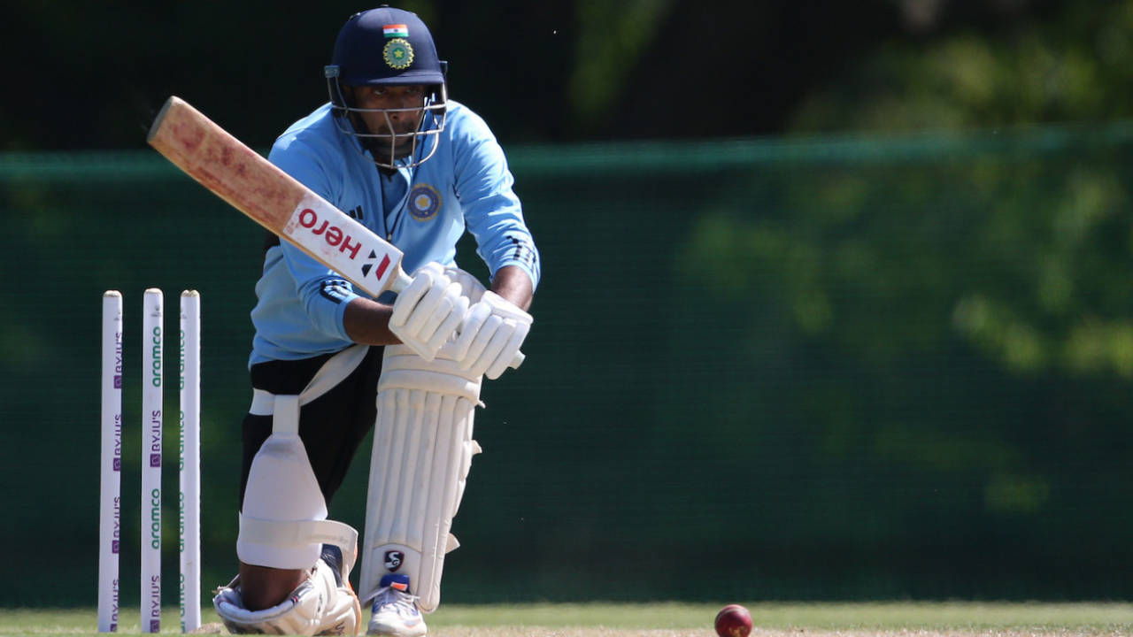 R Ashwin prepares to sweep, Arundel, June 1, 2023