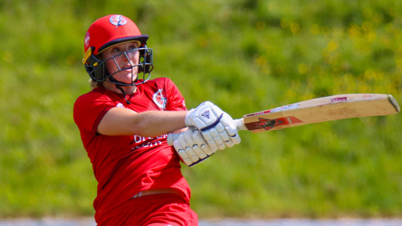 Emma Lamb pulls a six over midwicket, Thunder v South East Stars, Charlotte Edwards Cup, Blackpool, June 4, 2023