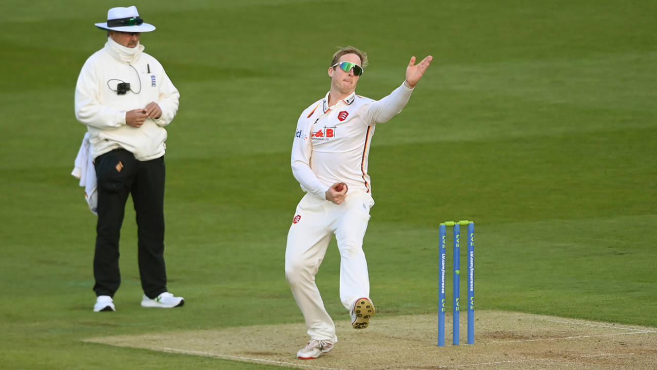 Simon Harmer took a fifth five-wicket haul of the season&nbsp;&nbsp;&bull;&nbsp;&nbsp;Getty Images