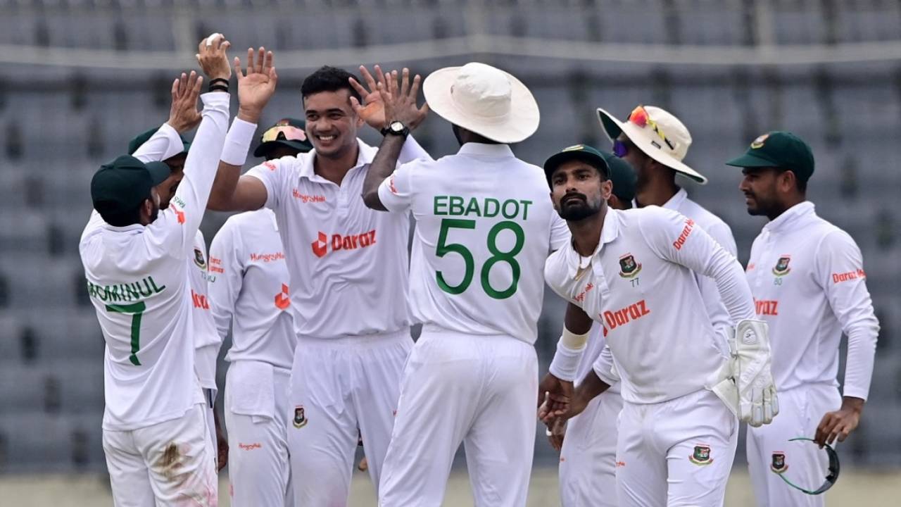 Taskin Ahmed got the well set Rahmat Shah to nick off, Bangladesh vs Afghanistan, Only Test, Mirpur, 4th day, June 17, 2023