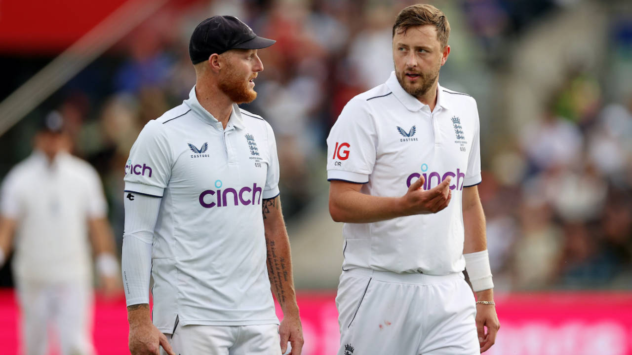 Ben Stokes and Ollie Robinson have a chat, England vs Australia, 1st Ashes Test, Edgbaston, 5th day, June 20, 2023