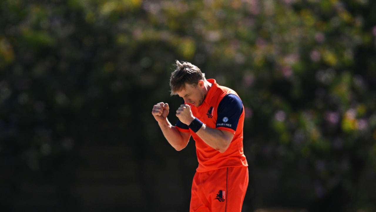 Logan van Beek finished with career-best figures, Netherlands vs Nepal, ICC ODI World Cup Qualifier, Harare, June 24, 2023
