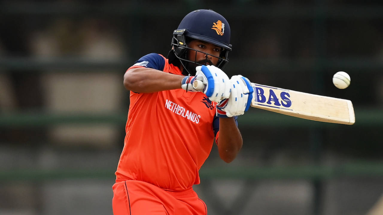 Vikramjit Singh broke free after the powerplay after being cautious earlier on, Netherlands vs Oman, ODI World Cup qualifier, Super Six, Harare, July 3, 2023