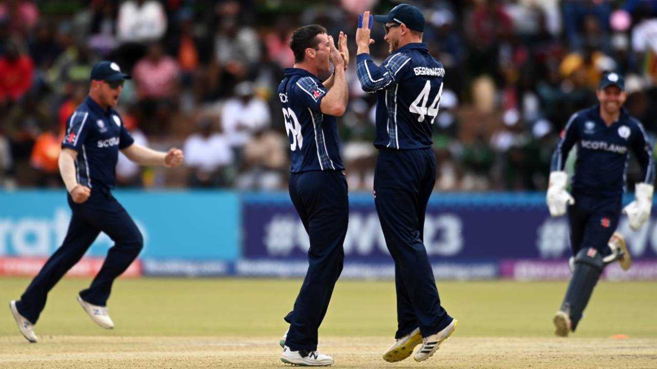 Chris Sole's new-ball spell paved way for Scotland to end Zimbabwe's World Cup dream&nbsp;&nbsp;&bull;&nbsp;&nbsp;ICC/Getty Images