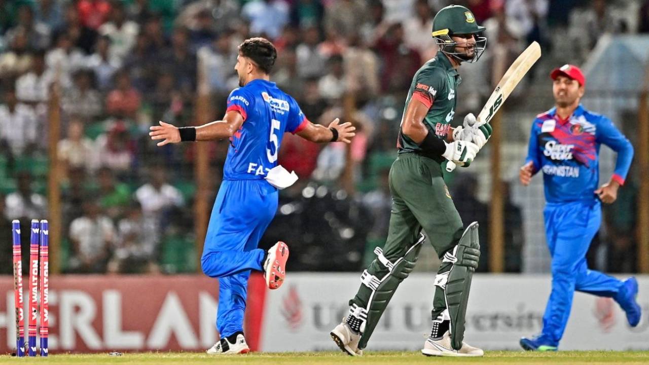 Fazalhaq Farooqi had Mohammad Naim chop the ball onto the stumps, Bangladesh vs Afghanistan, 2nd ODI, Chattogram, July 8, 2023
