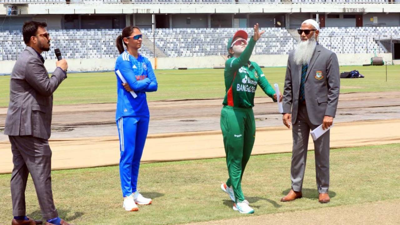 Captains Harmanpreet Kaur and Nigar Sultana at the toss of the series opener, Bangladesh vs India, 1st women's T20I, Dhaka, July 9, 2023