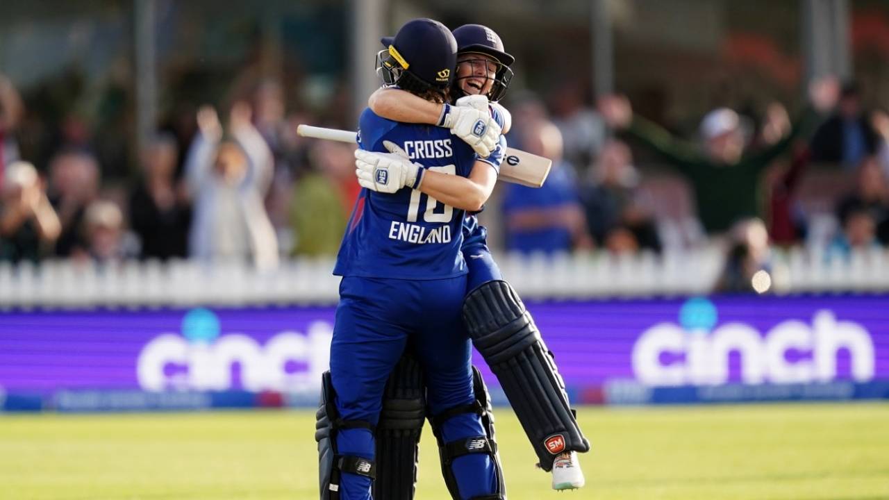 Heather Knight embraces Kate Cross after the chase, England vs Australia, Women's Ashes, 1st ODI, Bristol, July 12, 2023