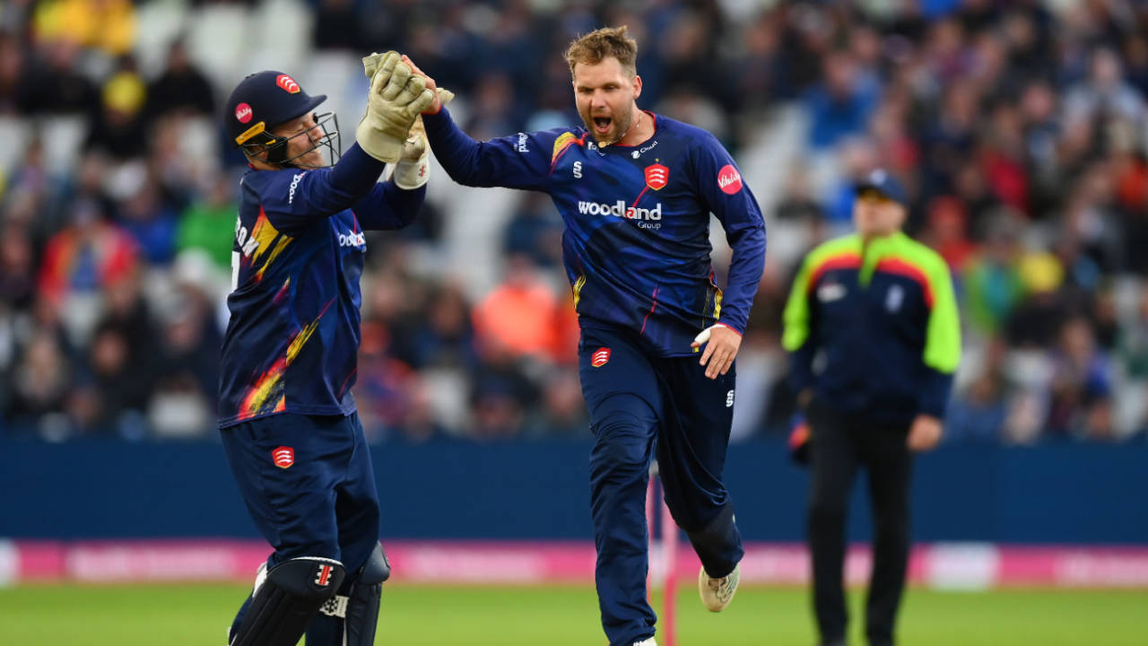 Matt Critchley bowled Tom Kohler-Cadmore as Essex tightened their grip, Essex vs Somerset, Vitality Blast final, Edgbaston, July 15, 2023