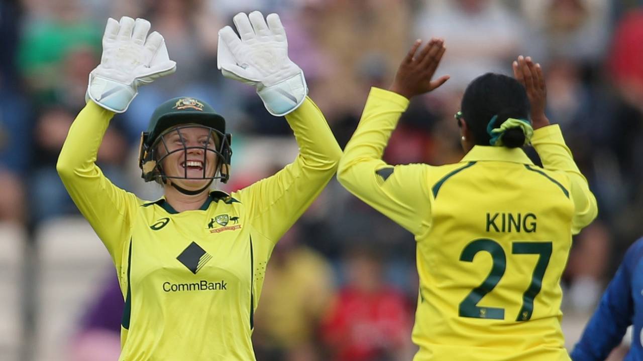 Alana King celebrates after getting rid of Tammy Beaumont, England vs Australia, Women's Ashes, 2nd ODI, Southampton, July 16, 2023