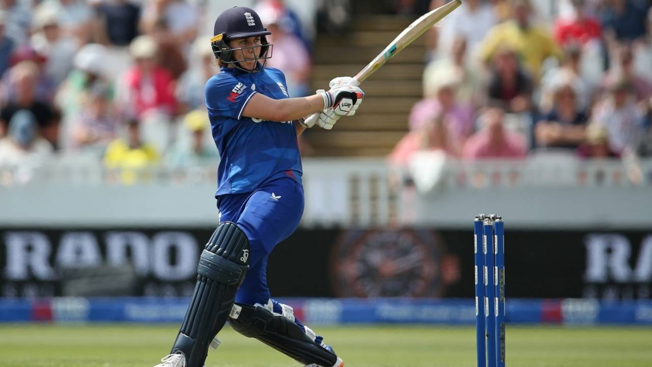Nat Sciver-Brunt nails the pull, England vs Australia, 3rd ODI, Women's Ashes, Taunton, July 18, 2023