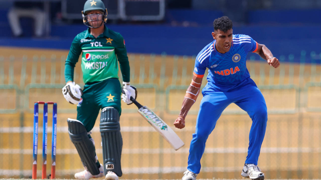 Rajvardhan Hangargekar sent back Saim Ayub and Omar Yousuf for ducks off back-to-back deliveries, India A vs Pakistan A, ACC Emerging Men's Cup, Colombo, July 19, 2023