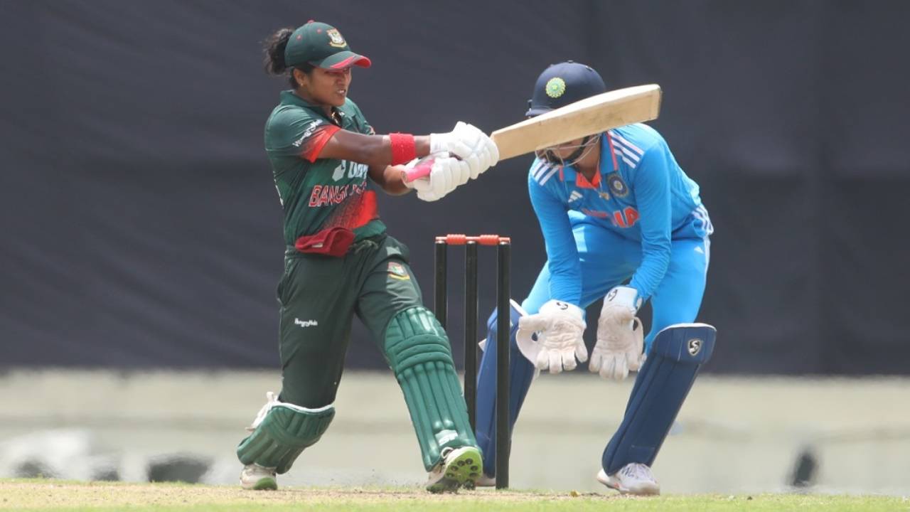 Fargana Hoque used the depth of her crease well to exploit the on side, Bangladesh vs India, 3rd ODI, Mirpur, July 22, 2023