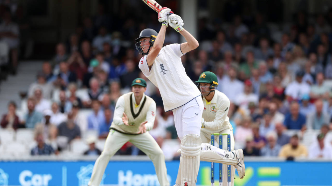Zak Crawley launches Todd Murphy over the covers, England vs Australia, 5th men's Ashes Test, The Oval, 3rd day, July 29, 2023