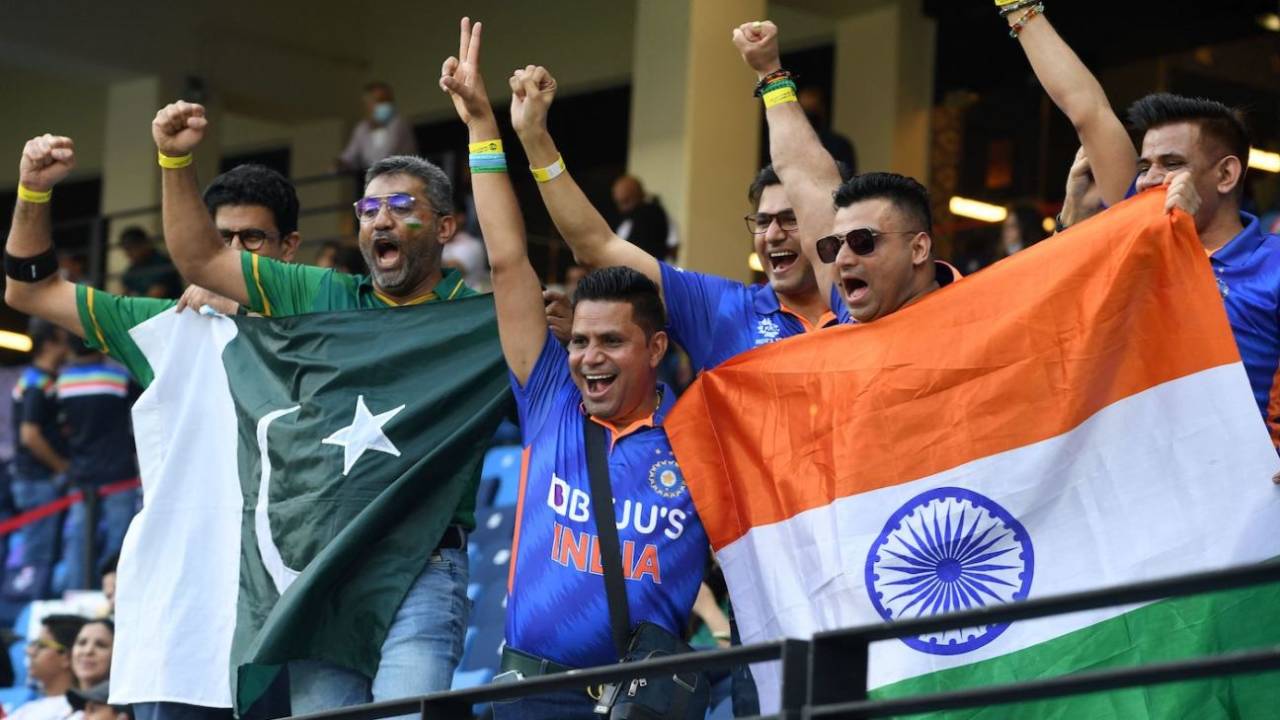 Pakistan and India cricket fans cheer for their teams, Dubai, October 24, 2021