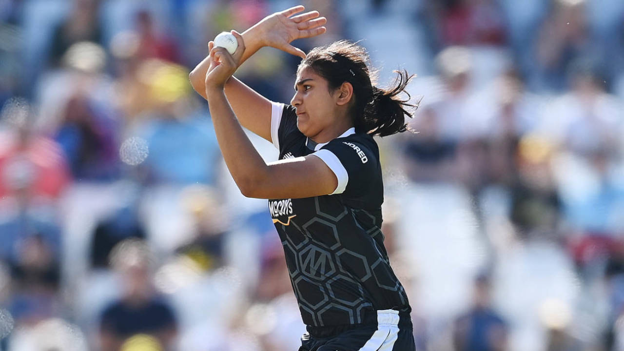 Mahika Gaur bowls, Trent Rockets vs Manchester Originals, Women's Hundred, Trent Bridge, August 17, 2023