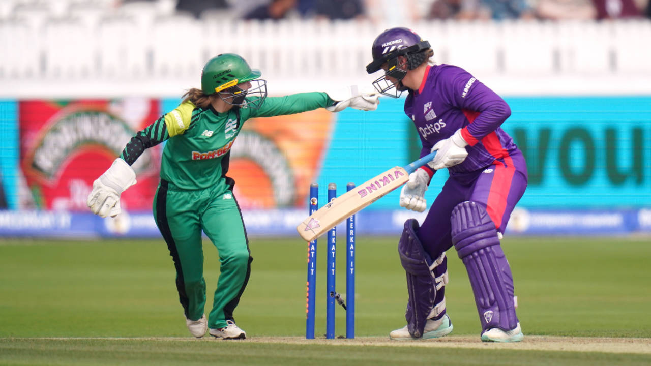 Rhianna Southby stumps Northern Superchargers' Hollie Armitage, Southern Brave vs Northern Superchargers, Women's Hundred final, Lord's, August 27, 2023