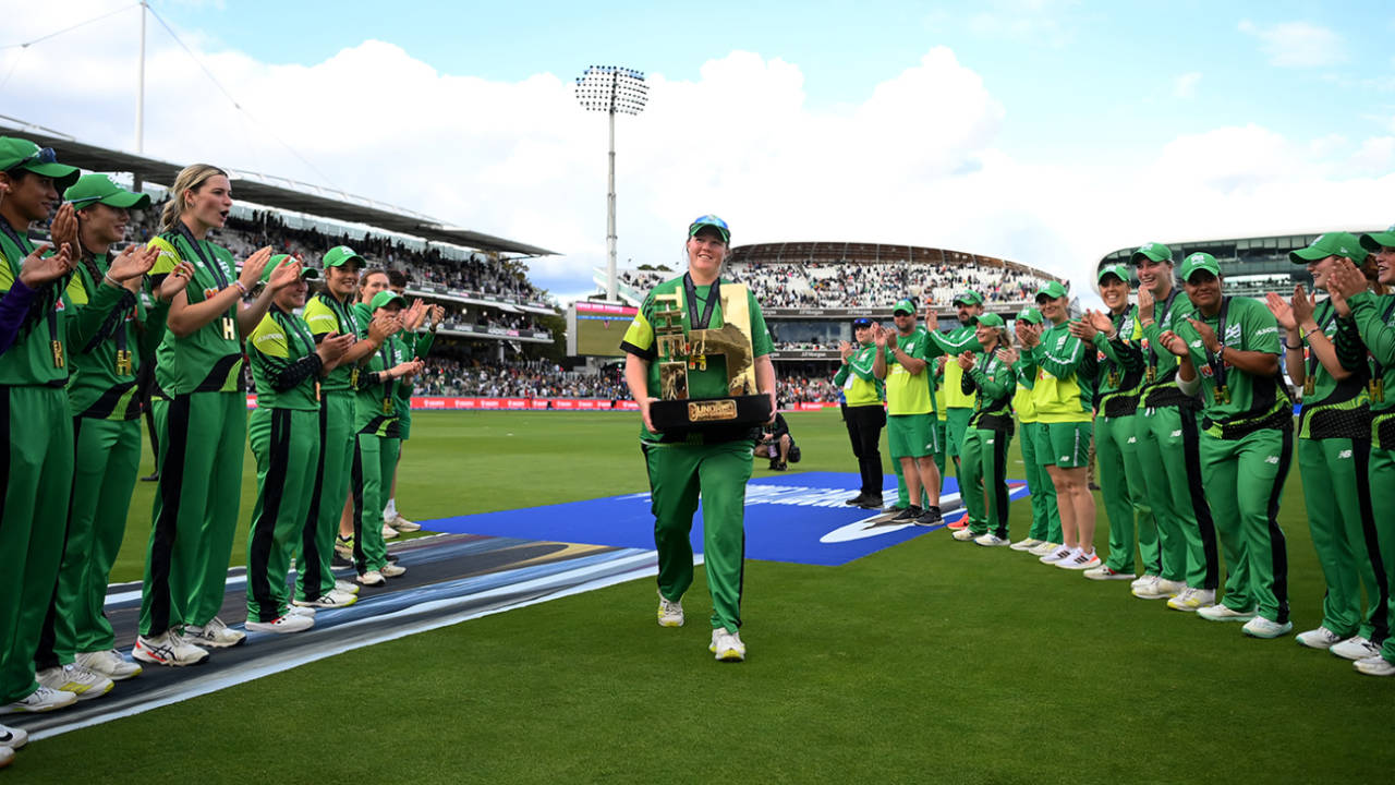 Anya Shrubsole was given a guard of honour after retiring as a Hundred champion, Southern Brave vs Northern Superchargers, Women's Hundred final, Lord's, August 27, 2023