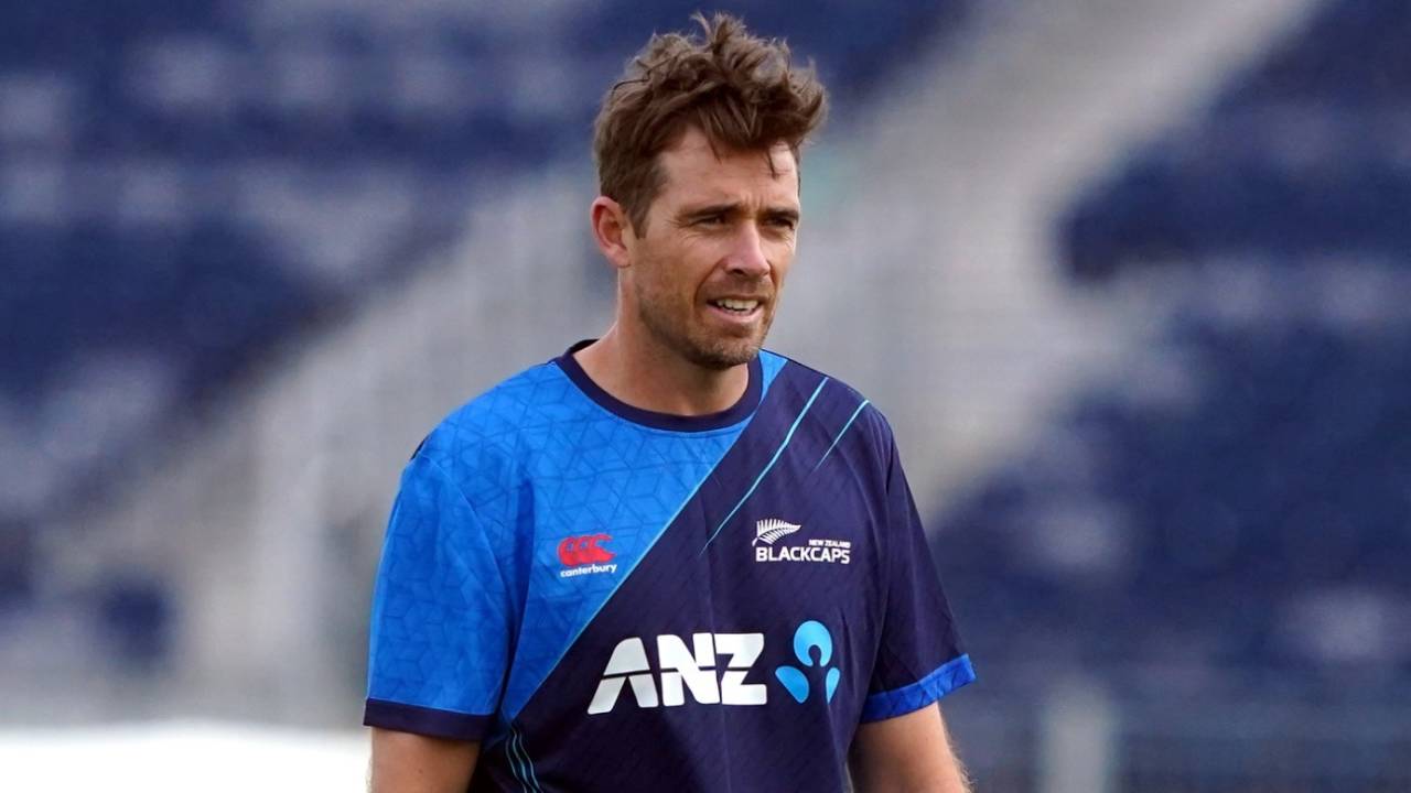 Tim Southee prepares to bowl at the Chester-le-Street nets, Chester-le-Street, August 29, 2023