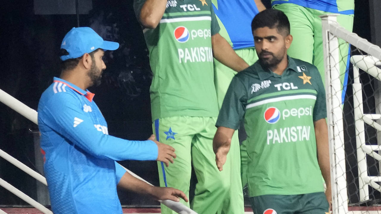 Rohit Sharma and Babar Azam shake hands to signal an end to the frustrating wait, India vs Pakistan, Asia Cup, Pallekele, September 2, 2023