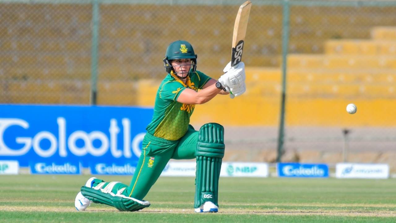 Marizanne Kapp drives on the off side, Pakistan vs South Africa, 1st Women's ODI, Karachi, September 8, 2023
