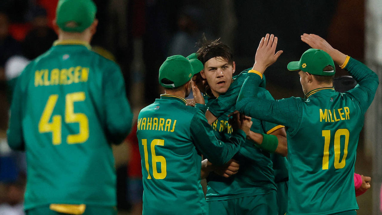 Gerald Coetzee joined in the wickets as Australia collapsed, South Africa vs Australia, 3rd ODI, Potchefstroom, September 12, 2023