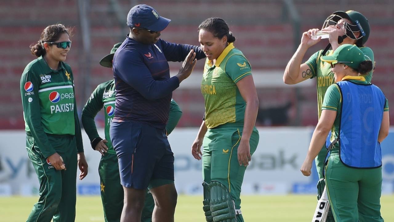 Lara Goodall retired hurt briefly, Pakistan vs South Africa, 3rd women's ODI, Karachi, September 14, 2023
