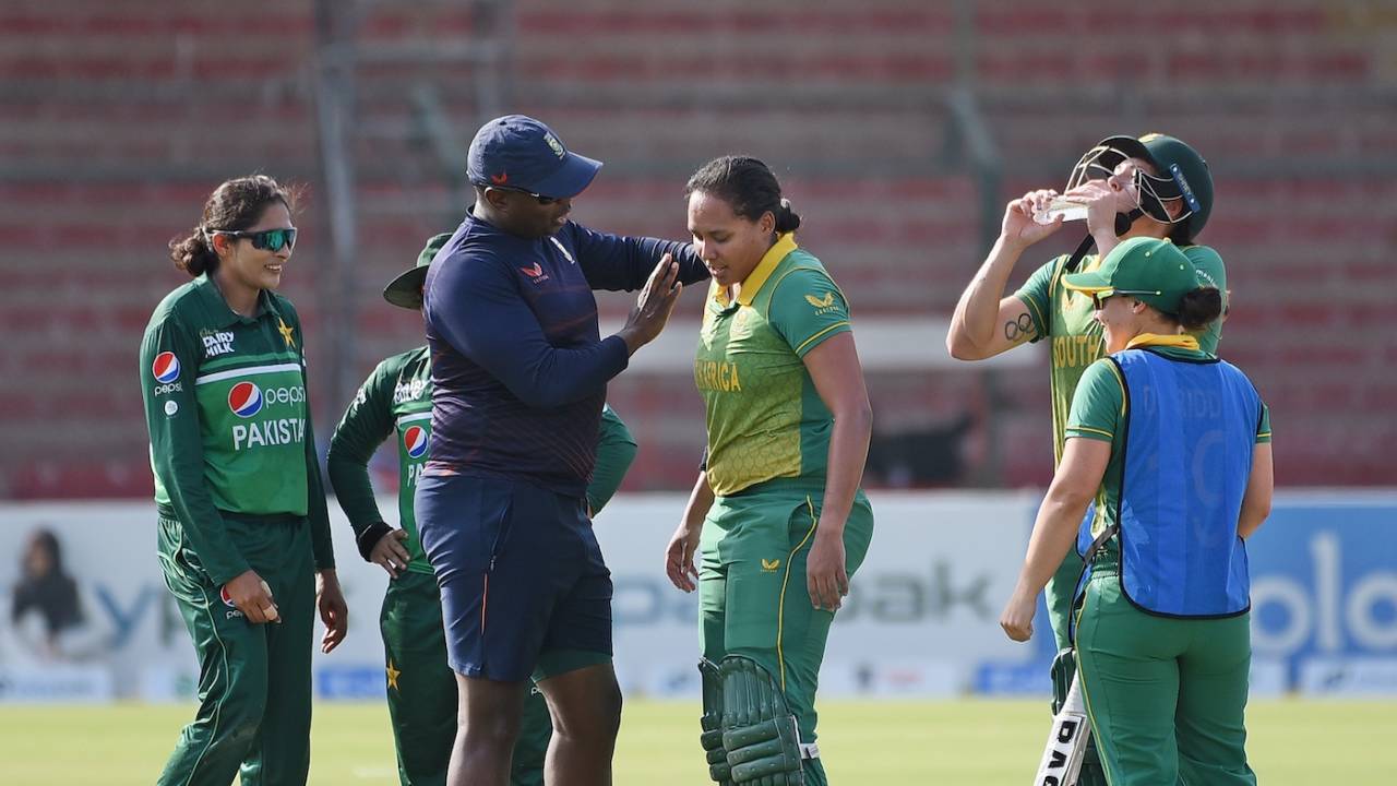 Lara Goodall retired hurt briefly, Pakistan vs South Africa, 3rd women's ODI, Karachi, September 14, 2023